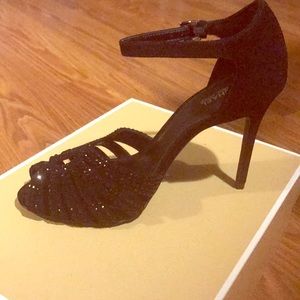 Micheal Kors black Mina heels